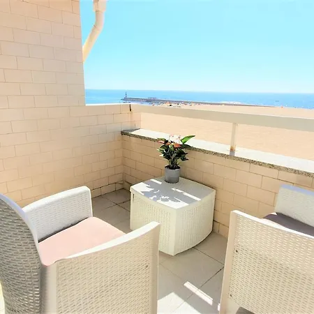 House In Beach- Oporto *